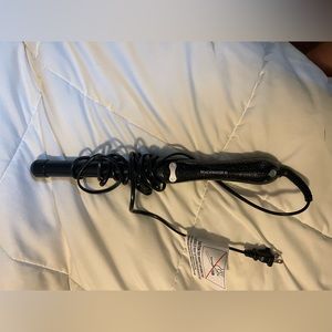 black beach waver only used